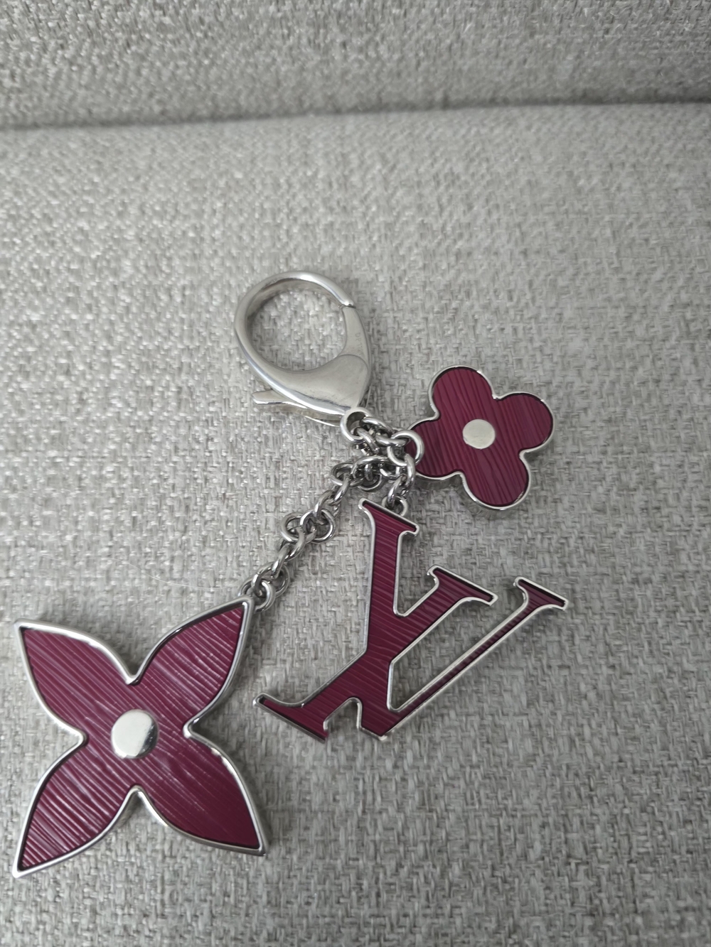 Louis Vuitton Fleur d'Epi Bag Charm & Key Holder - Picture 4 of 5